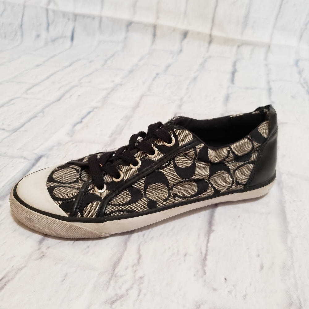 Coach LEFT shoe ONLY